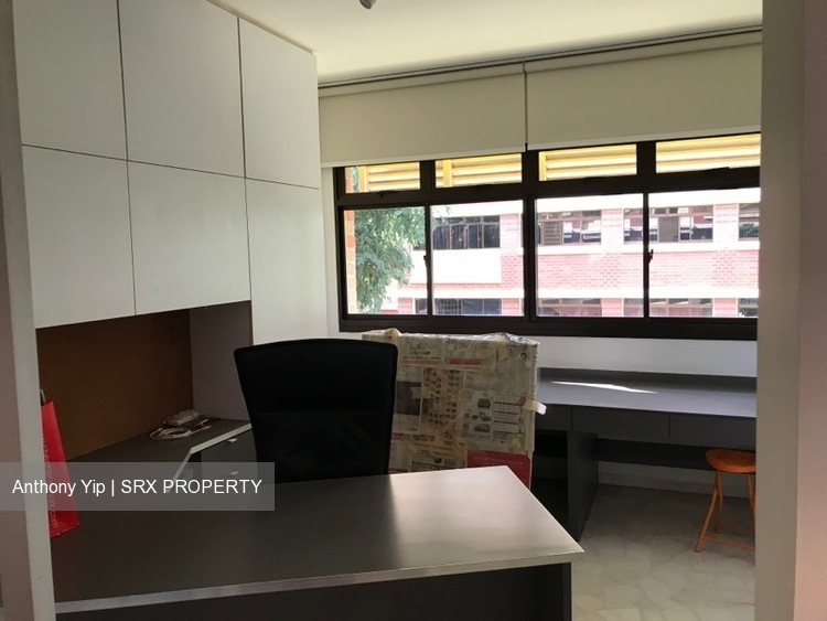 Blk 852 Hougang Central (Hougang), HDB Executive #209008891
